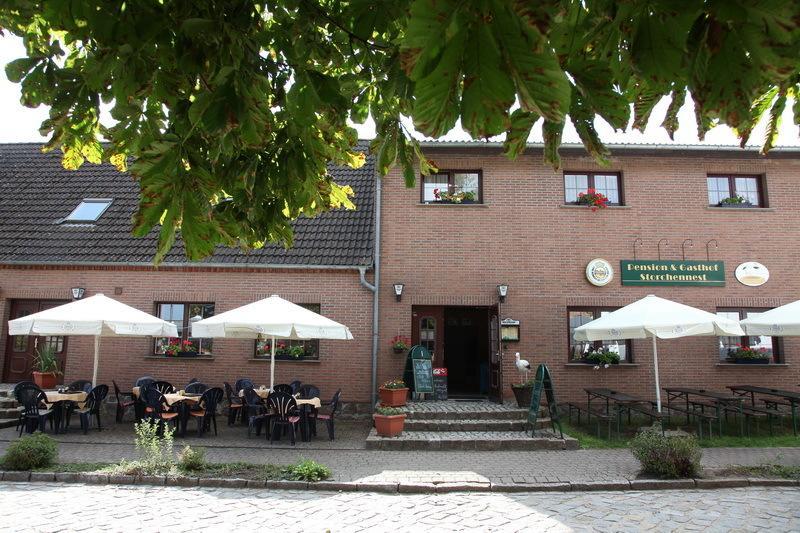 Pension & Gasthof Storchennest Gross Quassow Eksteriør bilde